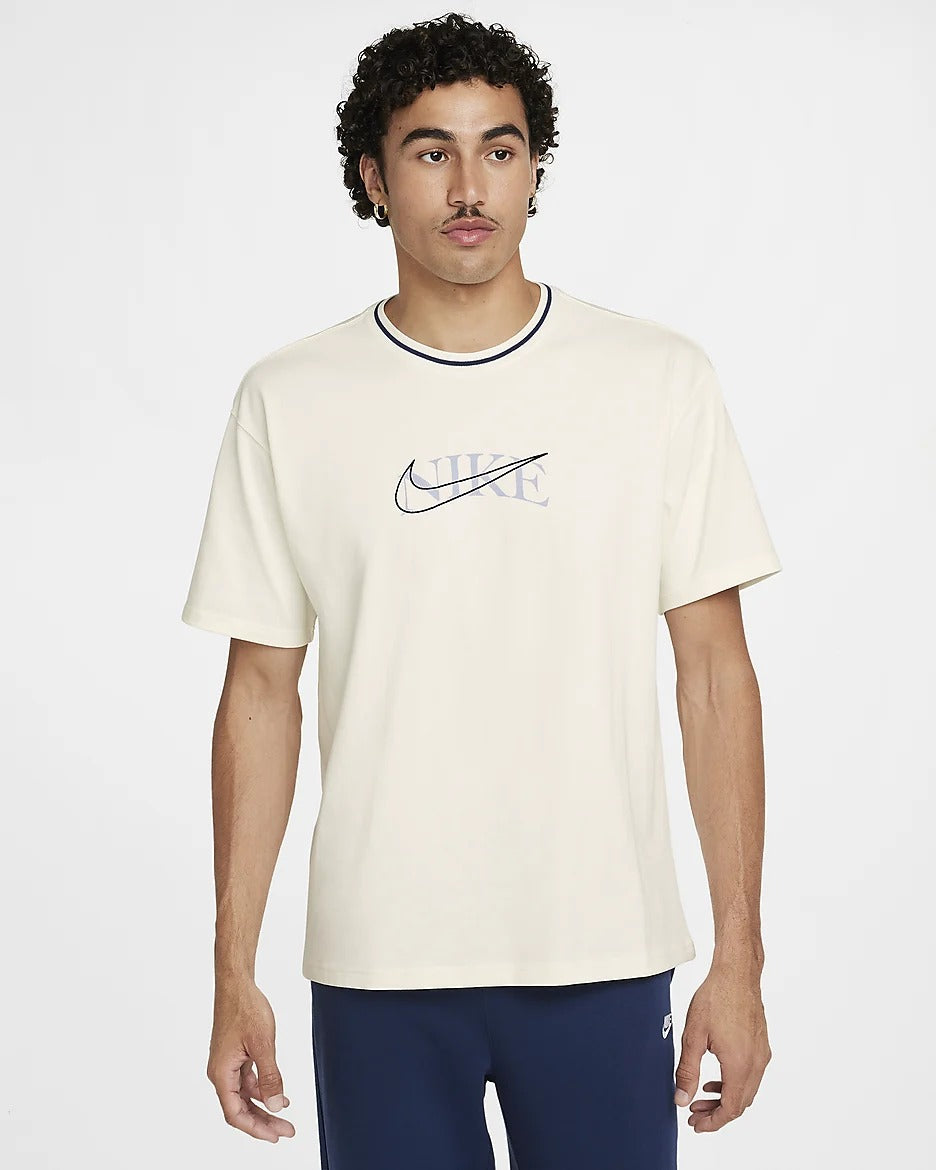 Nike Sportswear T-Shirt 4 colors